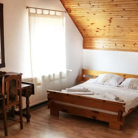 Dijamant Szálloda *