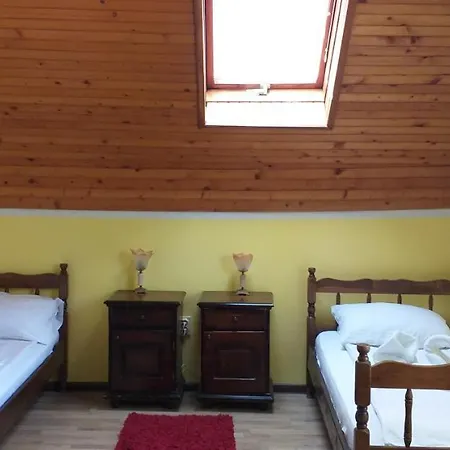 Dijamant Hotel *