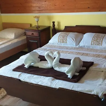 Dijamant Hotel
